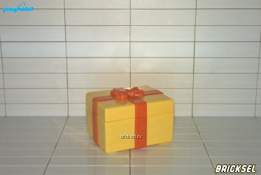 Подарочная коробка светло-желтая с оранжевой лентой