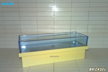 Аквариум прямоугольный прозрачный на светло-желтой подставке (можно набирать воду)