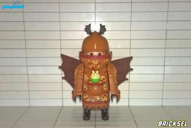Викинг Рыбьеног в коричневых доспехах и шлеме с темно-коричневыми крыльями