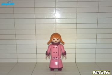 Плеймобил Девочка рыжая с косичками в розовом пальто с темно-красным воротником и манжетами, Playmobil